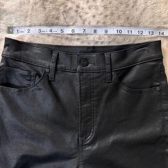 Express Shiny Faux Leather Pants Super Hi-Rise - Size 6 Regular - Picture 12 of 16